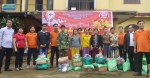 Câu lạc bộ từ thiện tự nguyện huyện Hòa Vang (Đà Nẵng) trao 110 suất quà cho người nghèo xã Linh Thượng, huyện Gio Linh