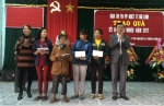 Thị trấn Gio Linh trao 43 suất quà tết cho người nghèo và nạn nhân chất độc da cam