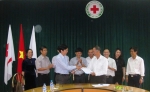 Hội Chữ thập đỏ hai tỉnh Quảng Bình, Quảng Trị ký kết chương trình phối hợp giai đoạn 2015 - 2020.
