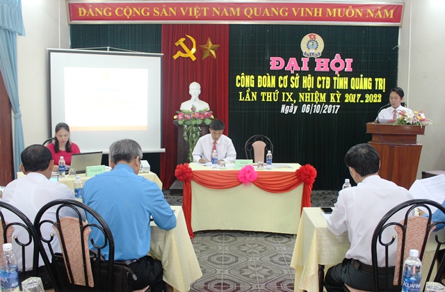 Đ/c Nguyễn Đức Điệp - Chủ tịch CĐCS khóa VIII phát biểu khai mạc đại hội